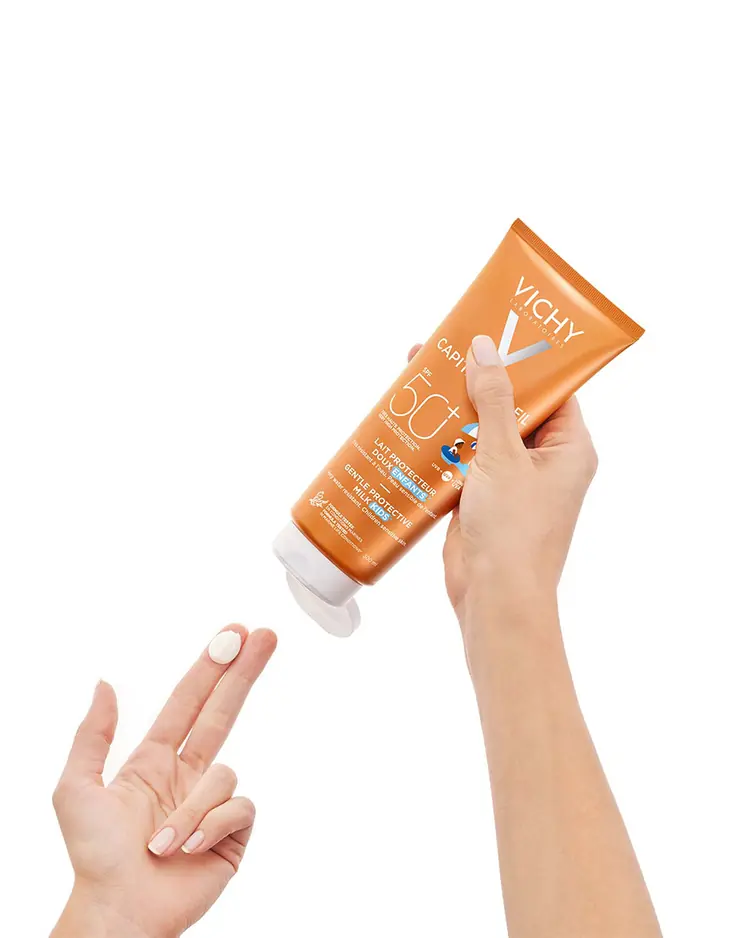Vichy Capital Soleil Dječje mlijeko za tijelo SPF 50+ veliko pakiranje 300 ml