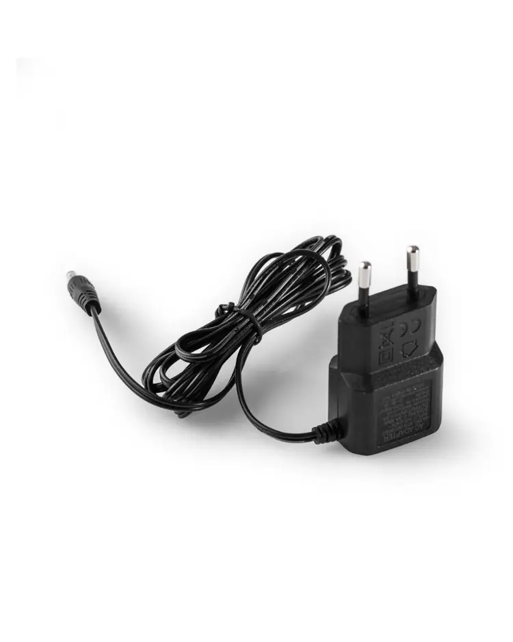 Omron M6 Comfort AFib tlakomjer za nadlakticu s adapterom, 1 kom