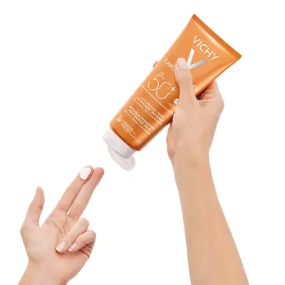 Vichy Capital Soleil mlijeko za tijelo SPF 50+ obiteljsko pakiranje 300 ml
