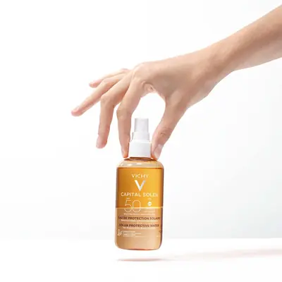 Vichy Capital Soleil vodica za zaštitu od sunca i blistaviji ten SPF 30 200 ml